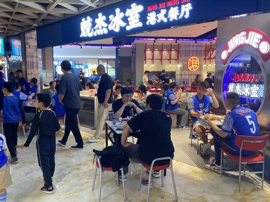 所以里面的消息更新十分迅速。详情图