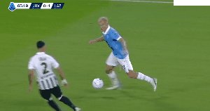 1792371914798085820.gif juv laz 66.gif